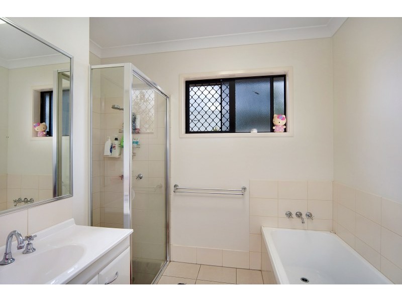 52 Fitzmaurice Drive, Bentley Park QLD 4869