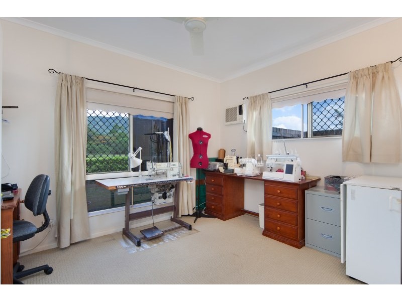 24 Slipper Street, Edmonton QLD 4869