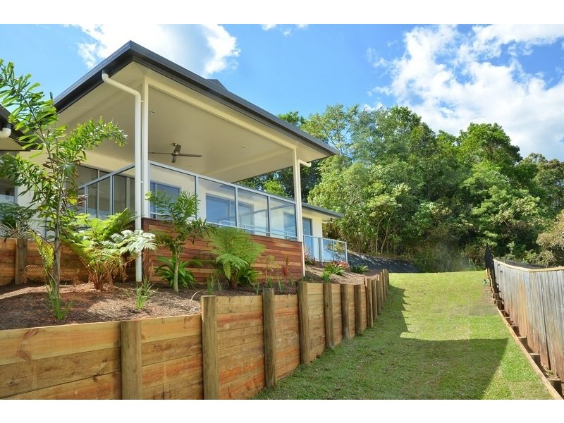 2 Robin Close, Bayview Heights QLD 4868