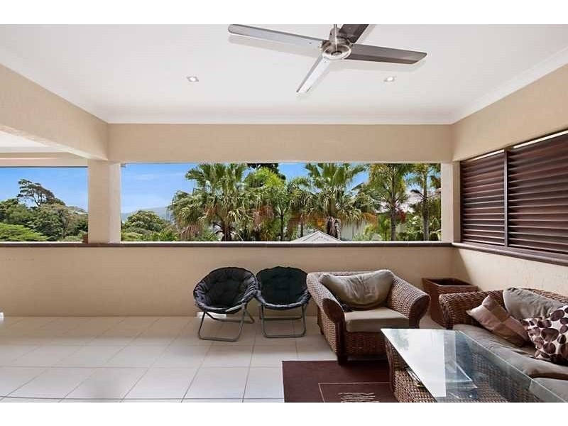 3 Oceanview Place, Mooroobool QLD 4870