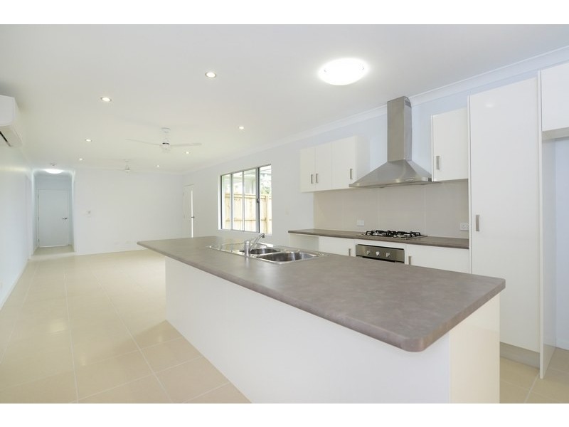 40 St Crispin Street, Clifton Beach QLD 4879