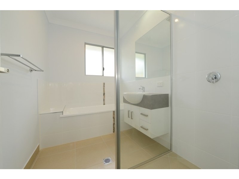 40 St Crispin Street, Clifton Beach QLD 4879
