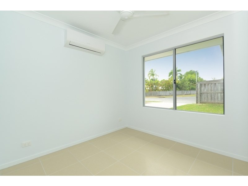 40 St Crispin Street, Clifton Beach QLD 4879