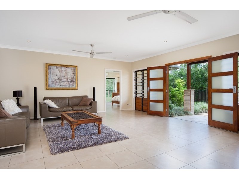 74 Leonard Street, Kewarra Beach QLD 4879
