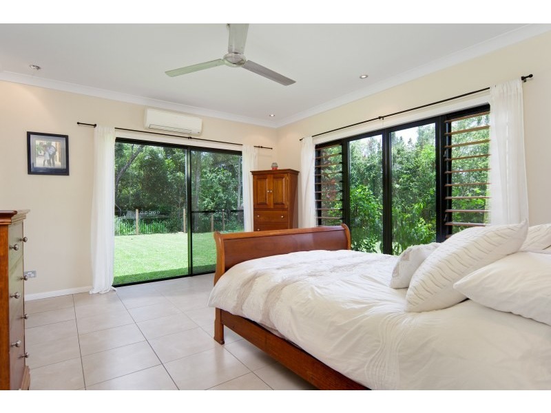 74 Leonard Street, Kewarra Beach QLD 4879