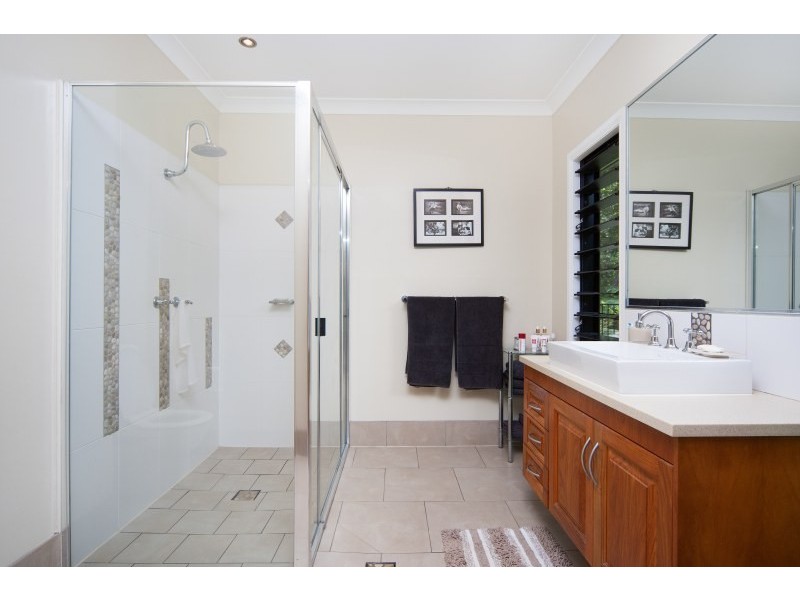 74 Leonard Street, Kewarra Beach QLD 4879