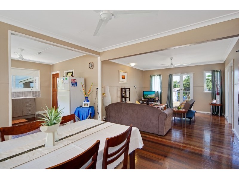 10 Cominos Place, Manunda QLD 4870