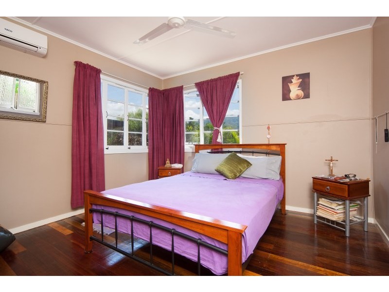 10 Cominos Place, Manunda QLD 4870