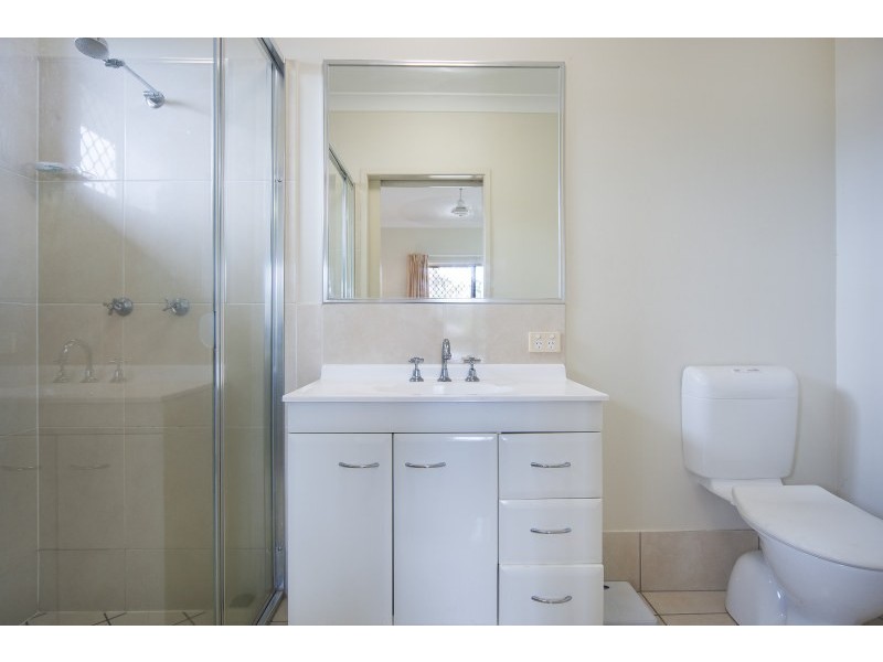 15 Capricorn Street, Bentley Park QLD 4869