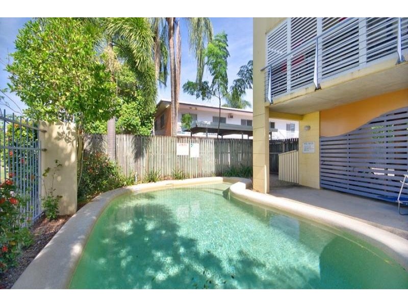 3/437 Draper Street, Parramatta Park QLD 4870