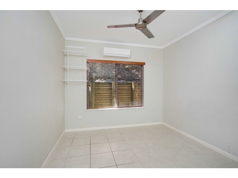 43 William Hickey Street, Redlynch QLD 4870