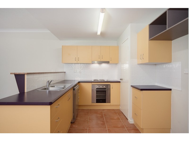 2/6 Quetta Close, Manoora QLD 4870