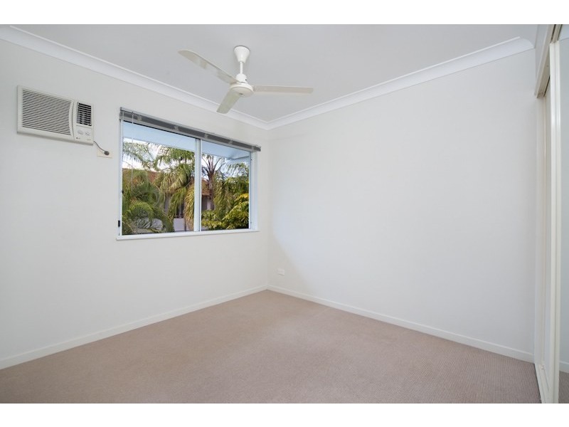 2/6 Quetta Close, Manoora QLD 4870