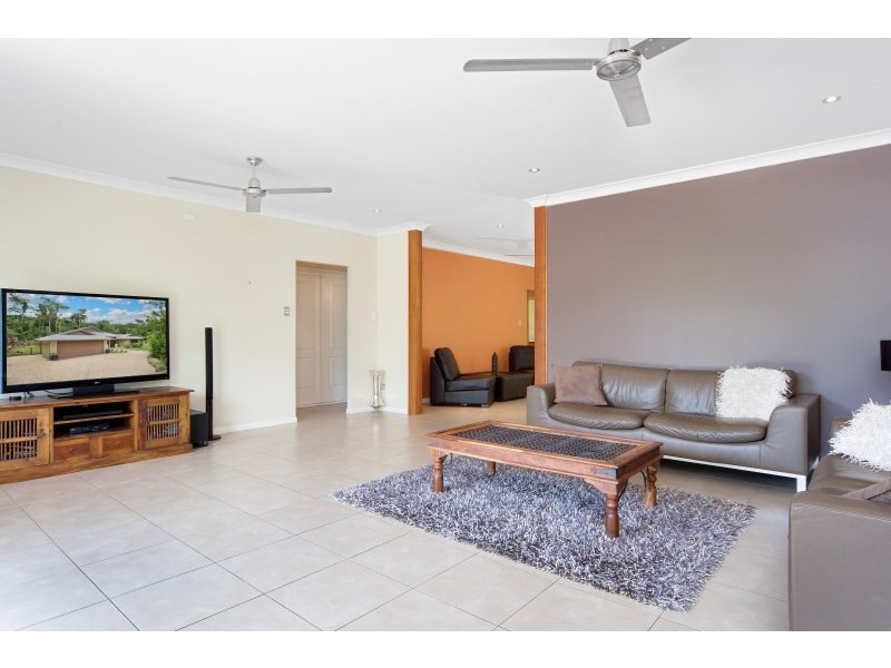 74 Leonard Street, Kewarra Beach QLD 4879