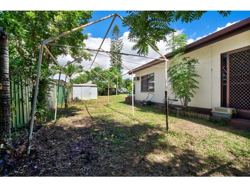 49 Beatrice Street, Mooroobool QLD 4870