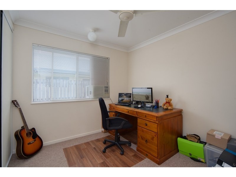 23 Sunrise Street, White Rock QLD 4868