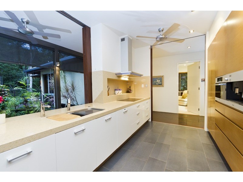 40-42 Linden Street, Palm Cove QLD 4879