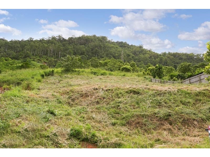 3 Sergeant Street, Kanimbla QLD 4870