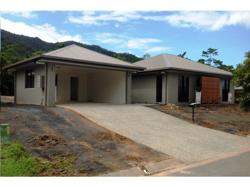 14 Lockyer Crescent, Bentley Park QLD 4869