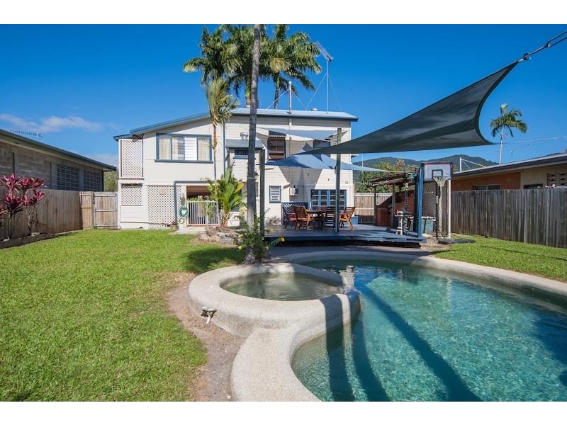 569 Mulgrave Road, Earlville QLD 4870