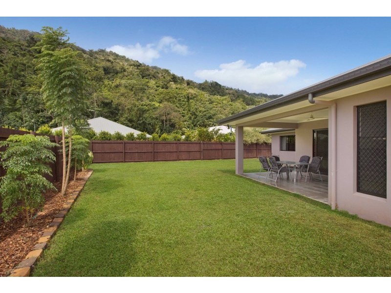 8 Northgate Close, Redlynch QLD 4870