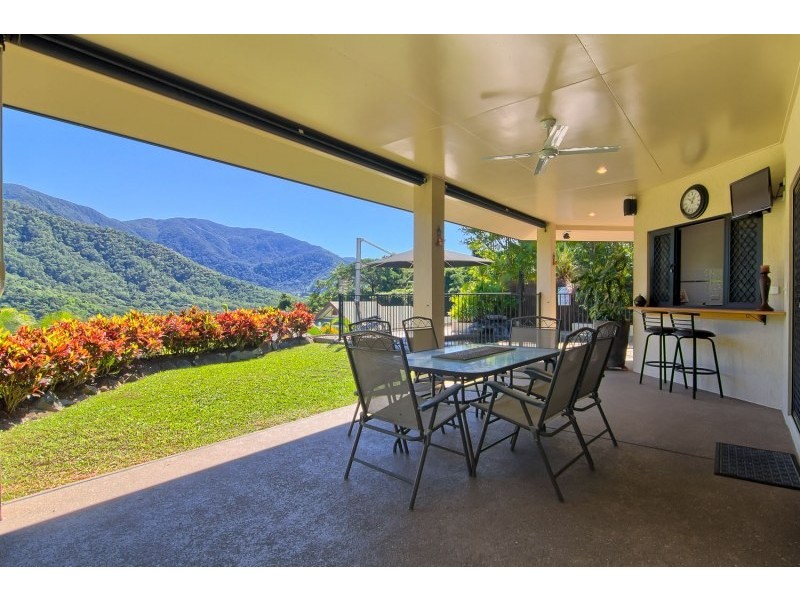 65 Fairley Street, Redlynch QLD 4870