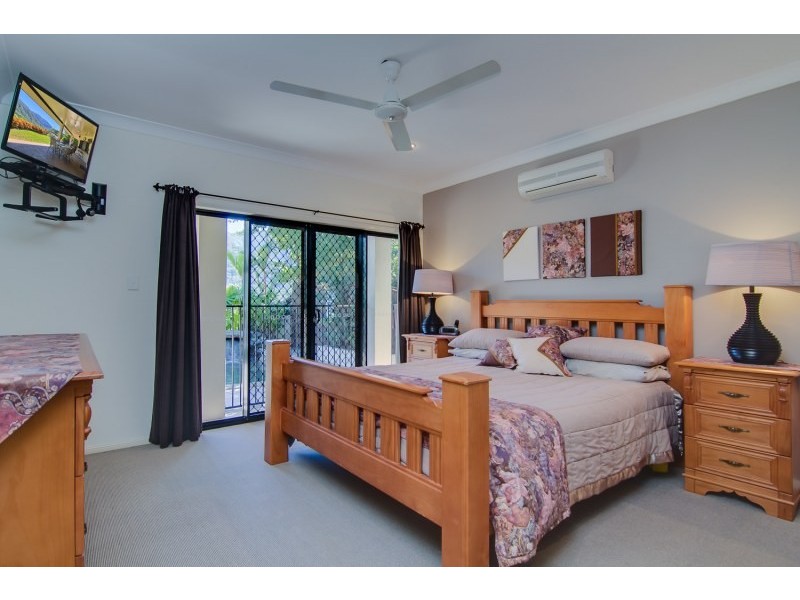 65 Fairley Street, Redlynch QLD 4870