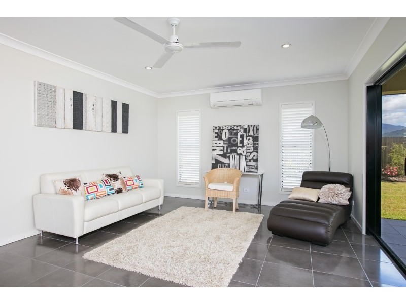 16 Chandos Brace, Smithfield QLD 4878