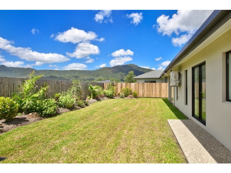 16 Chandos Brace, Smithfield QLD 4878