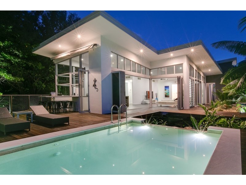 22-24 Aurelia Road, Palm Cove QLD 4879