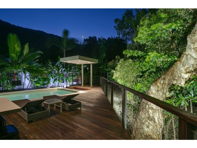 22-24 Aurelia Road, Palm Cove QLD 4879