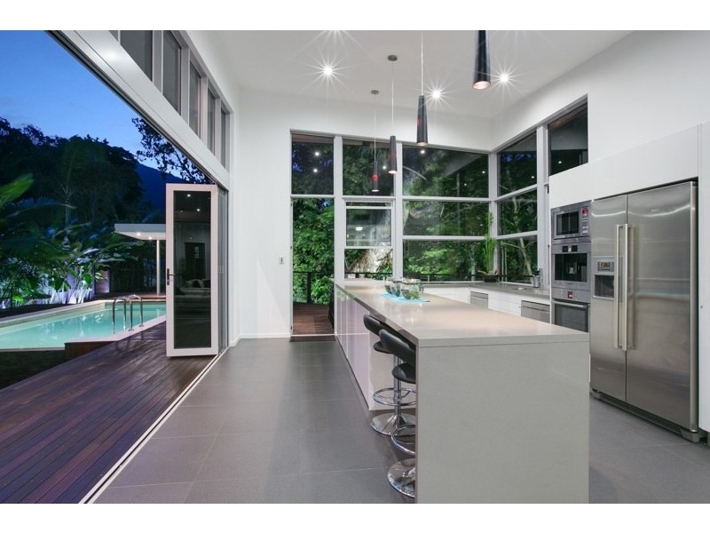 22-24 Aurelia Road, Palm Cove QLD 4879