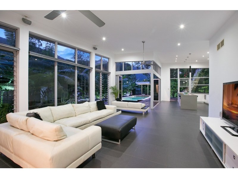 22-24 Aurelia Road, Palm Cove QLD 4879