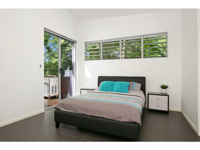 22-24 Aurelia Road, Palm Cove QLD 4879