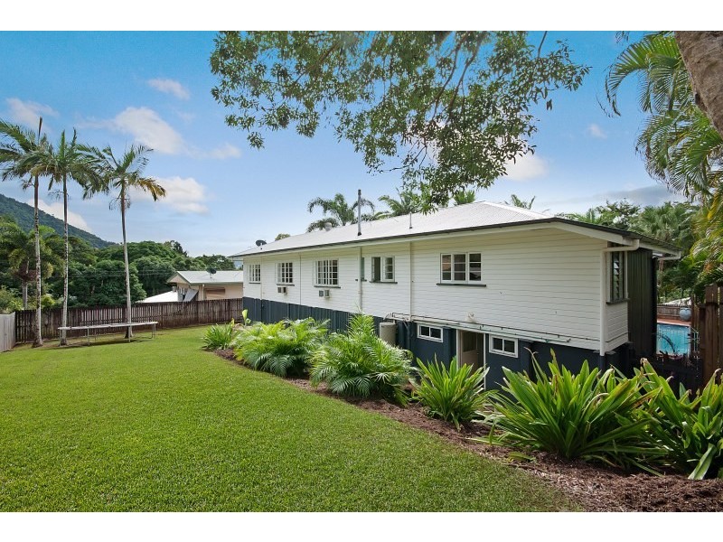 11 Bauhinia Avenue, Cairns QLD 4870