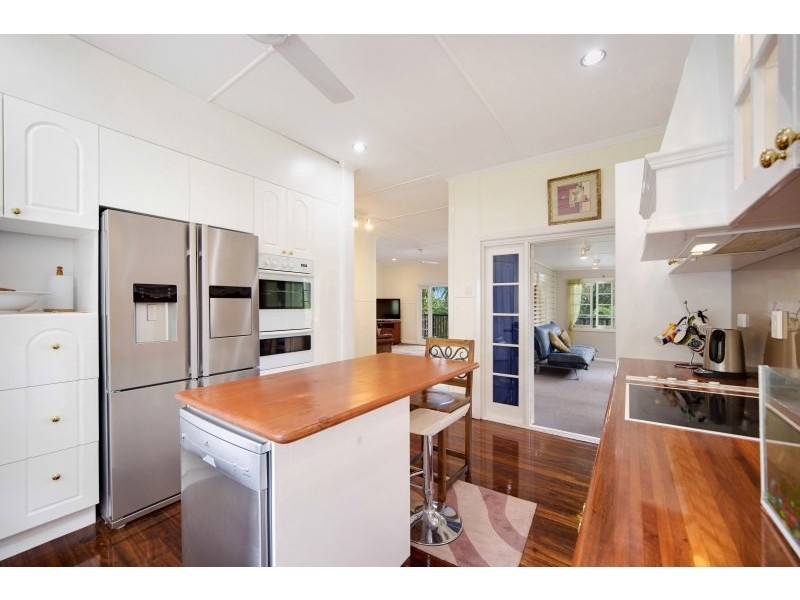 11 Bauhinia Avenue, Cairns QLD 4870