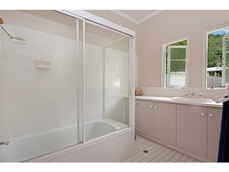 11 Bauhinia Avenue, Cairns QLD 4870