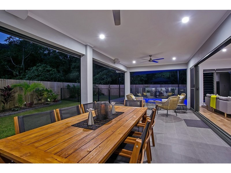 8 Lockyer Crescent, Bentley Park QLD 4869