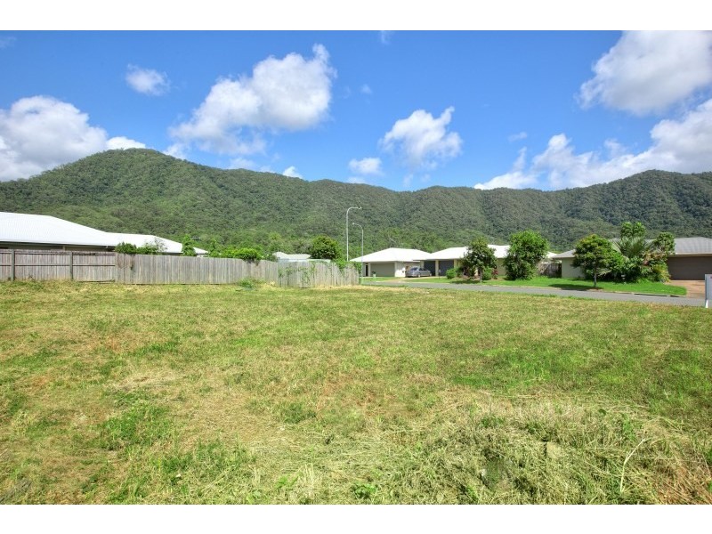 35 Charnley Avenue, Bentley Park QLD 4869