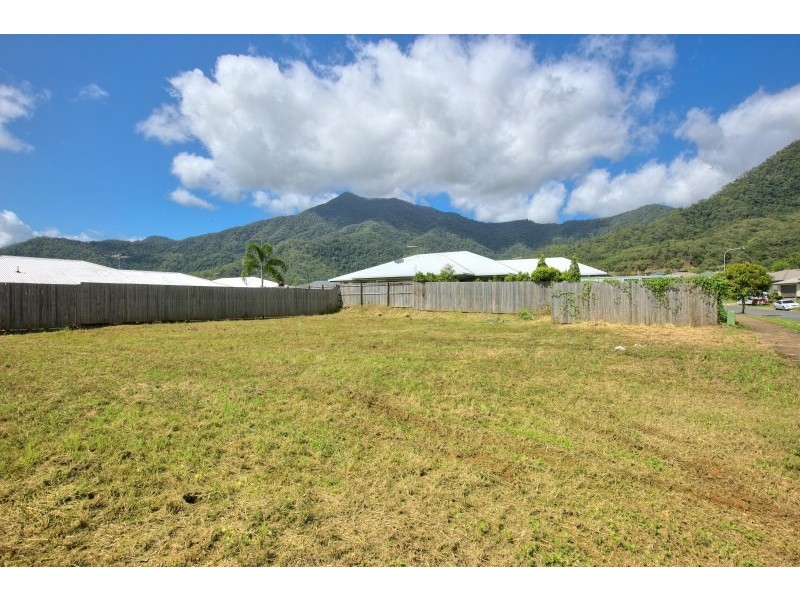 35 Charnley Avenue, Bentley Park QLD 4869