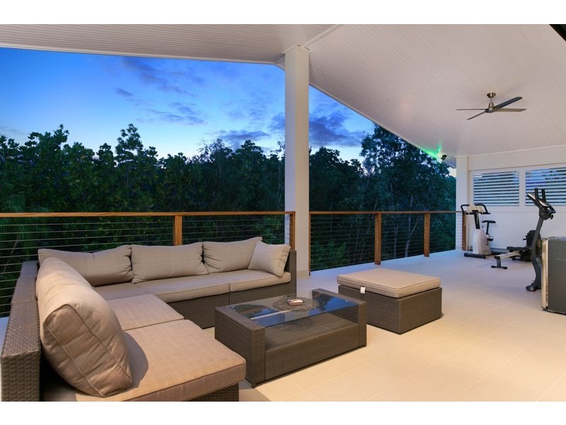 7 Icefire Quay, Trinity Park QLD 4879