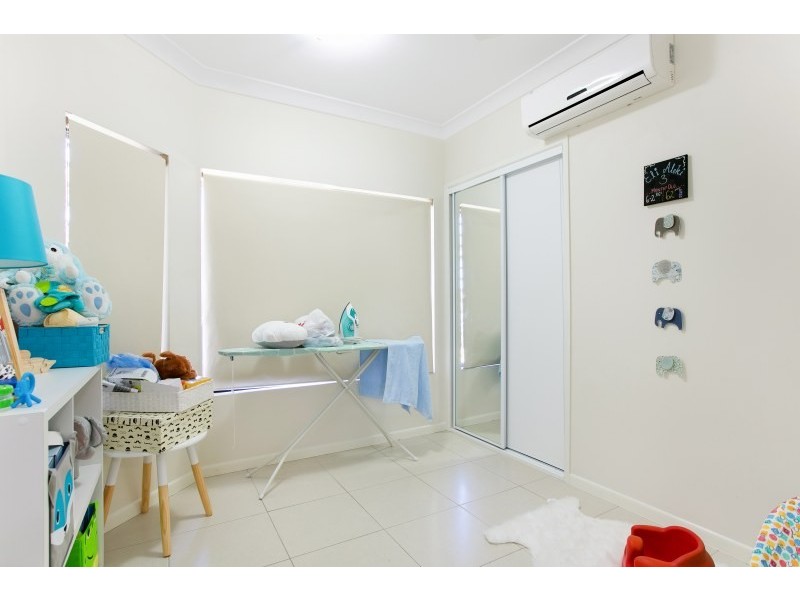 6 Ainscow Drive, Bentley Park QLD 4869