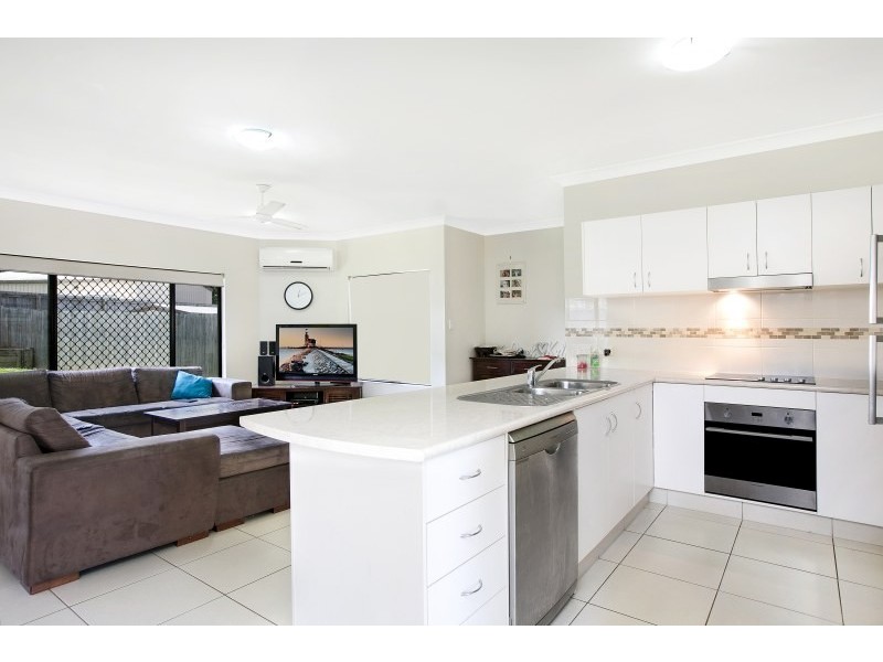 6 Ainscow Drive, Bentley Park QLD 4869