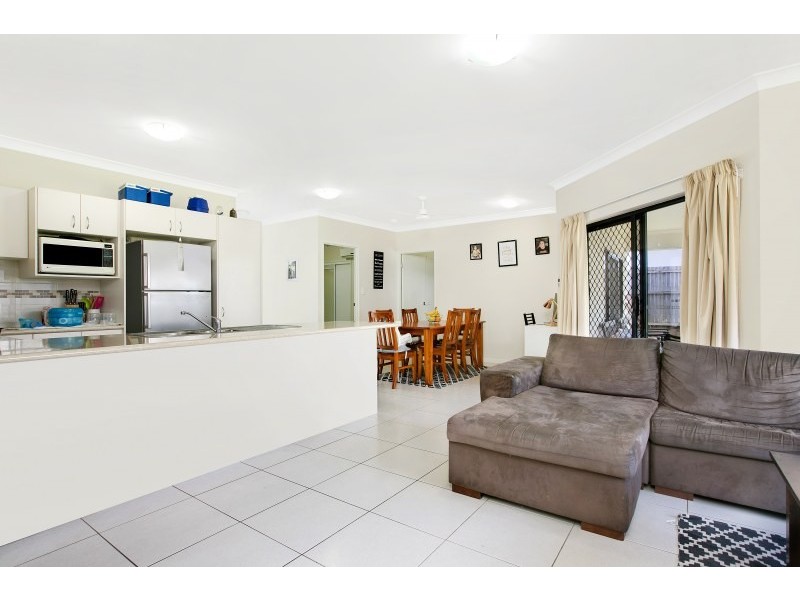 6 Ainscow Drive, Bentley Park QLD 4869