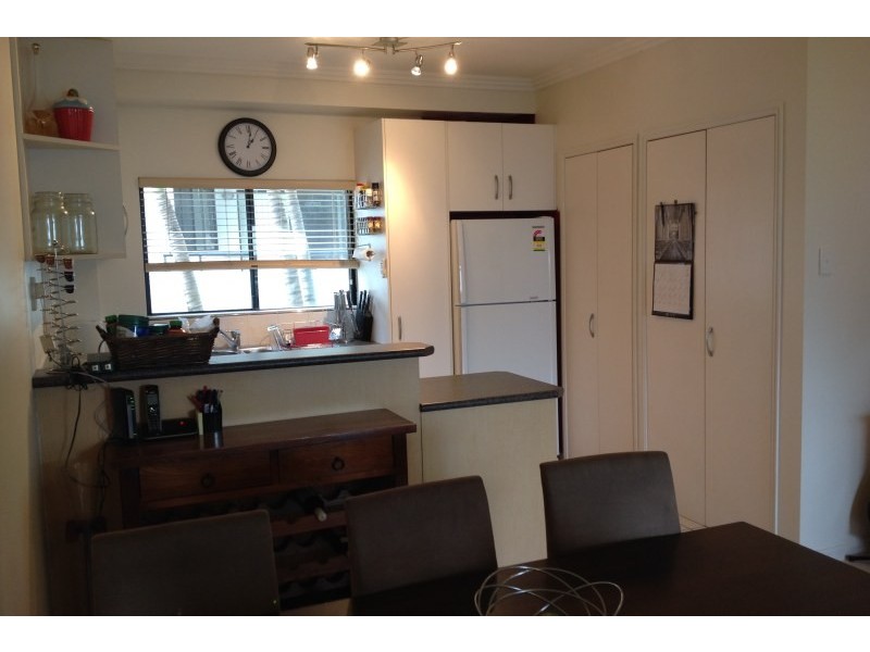 4/163 Martyn Street, Manunda QLD 4870