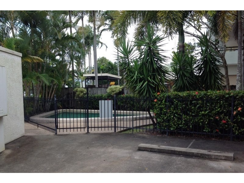 4/163 Martyn Street, Manunda QLD 4870