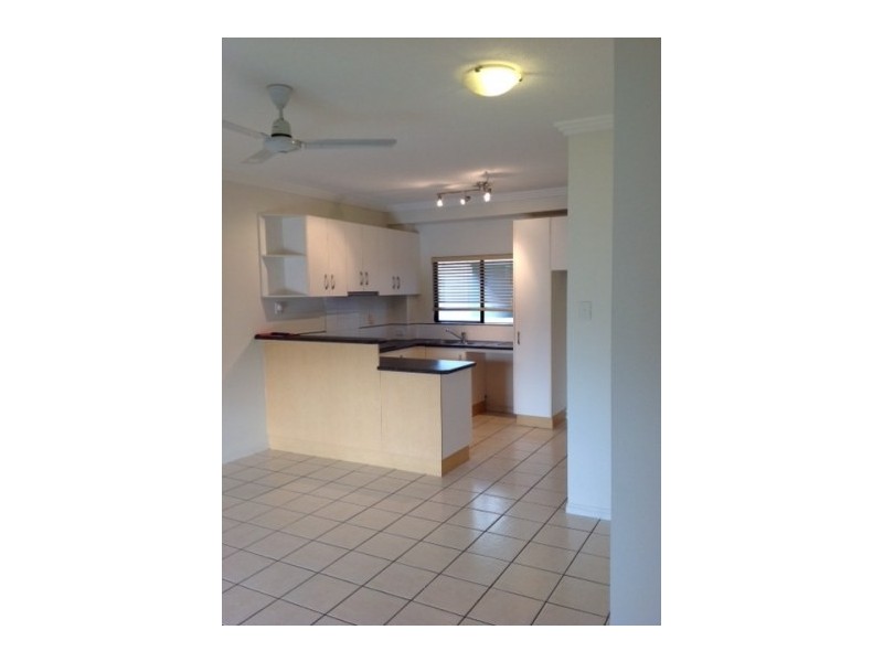 4/163 Martyn Street, Manunda QLD 4870