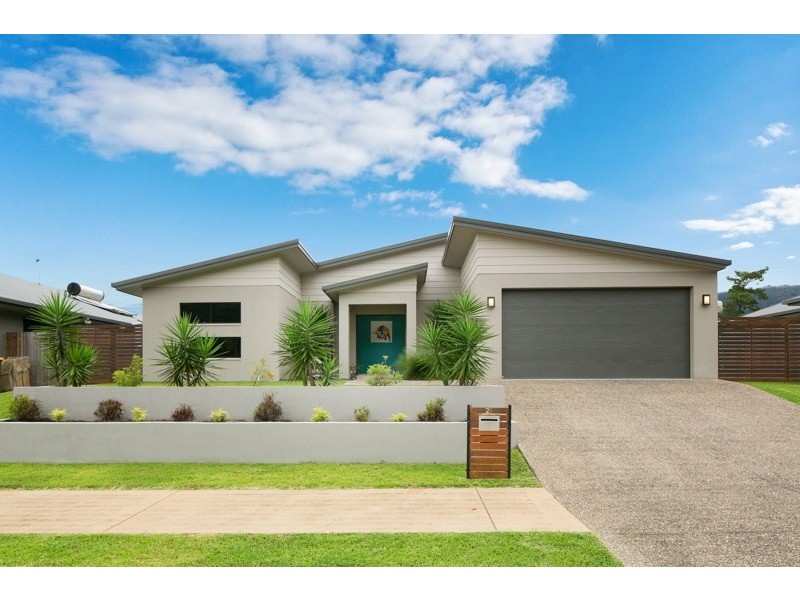 21 Ainscow Drive, Bentley Park QLD 4869