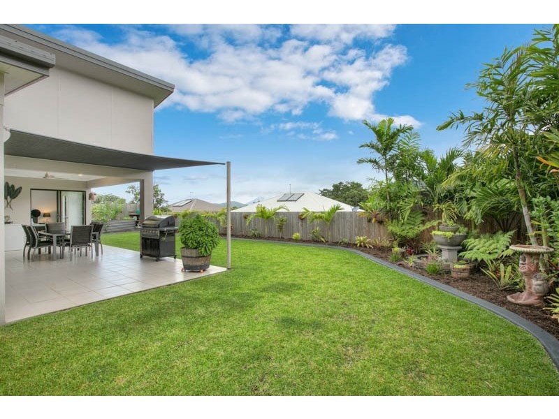 21 Ainscow Drive, Bentley Park QLD 4869