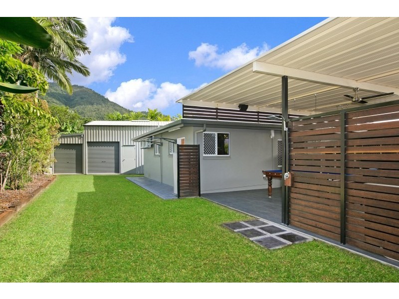 4 Kirraly Close, Mooroobool QLD 4870